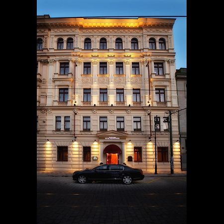 Luxury Family Hotel Royal Palace Прага Екстериор снимка